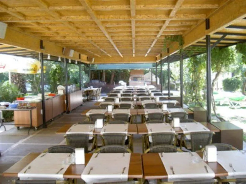 Dogan Paradise Beach Özdere 2*,  Türkiye