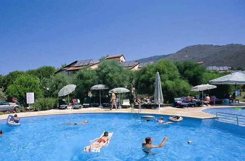 Dogan Paradise Beach Özdere Otel