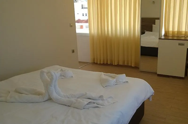 Dogan Paradise Beach Özdere 2*,  Türkiye