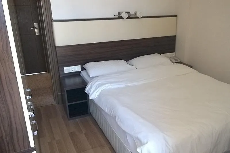 ** Otel Dogan Paradise Beach Özdere Türkiye